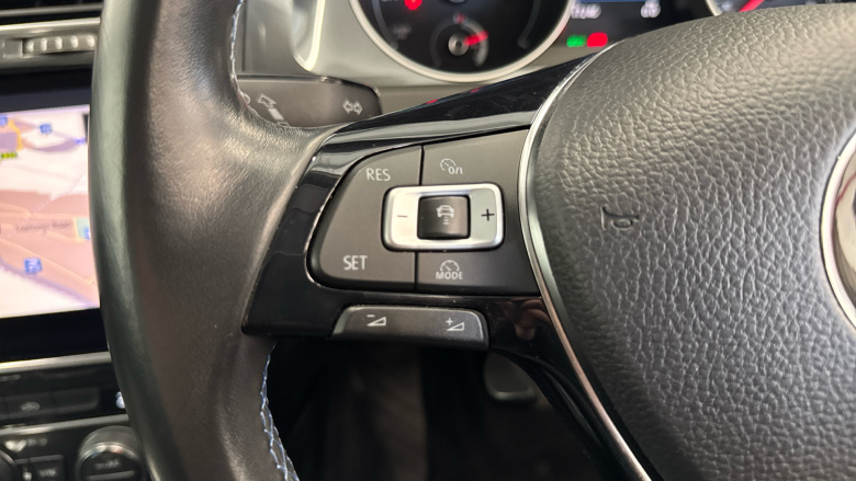 Volkswagen Golf 85kW e-Golf 5dr Auto Electric Hatchback